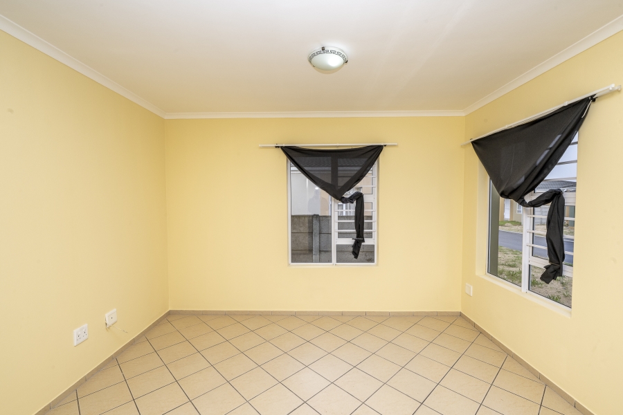 2 Bedroom Property for Sale in Sunset Glen Western Cape